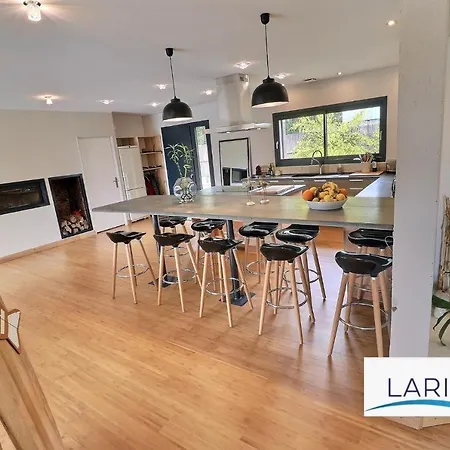 Larimar Chambre D'hote 住宿加早餐酒店 *