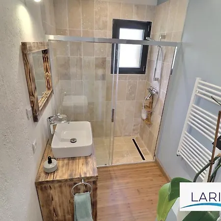 Larimar Chambre D'hote 住宿加早餐酒店 莱昂
