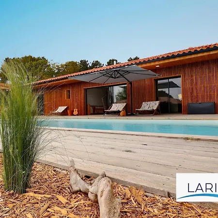 Larimar Chambre D'hote Bed & Breakfast